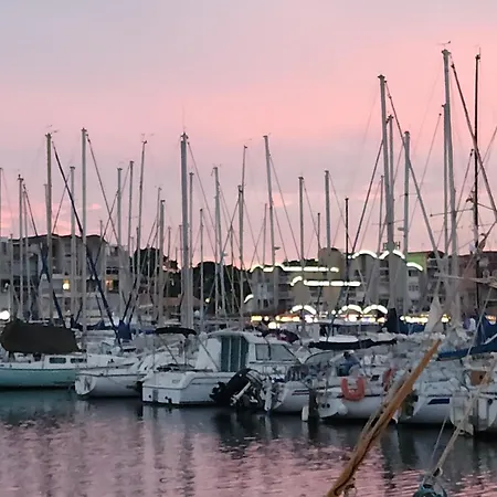 Grand Proche Et Port Gruissan