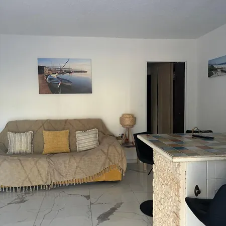 Apartment Grand Proche Et Port *